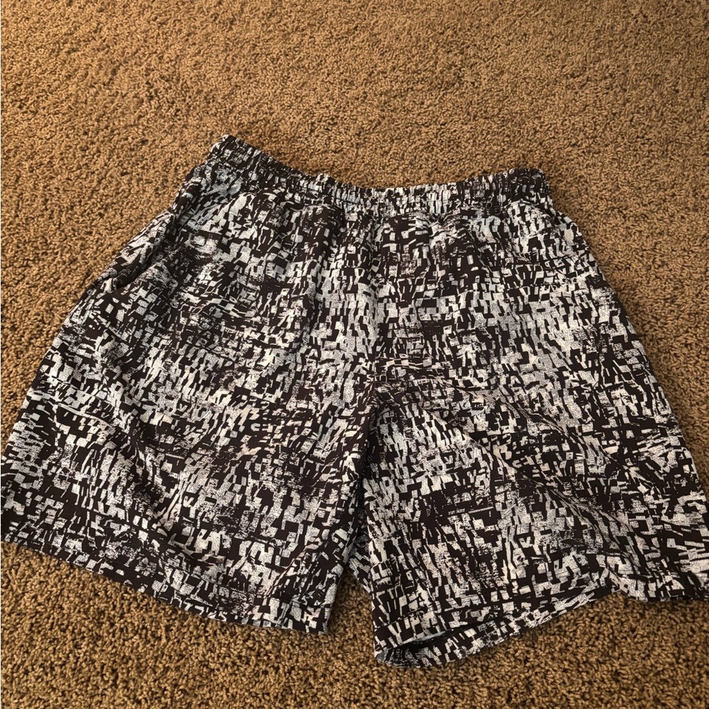 Lululemon workout shorts